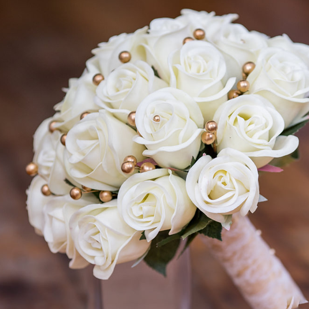 Ivory wedding bouquet